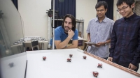 Un enjambre de robots a tu disposición